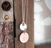 NO REGRETS- Halsband